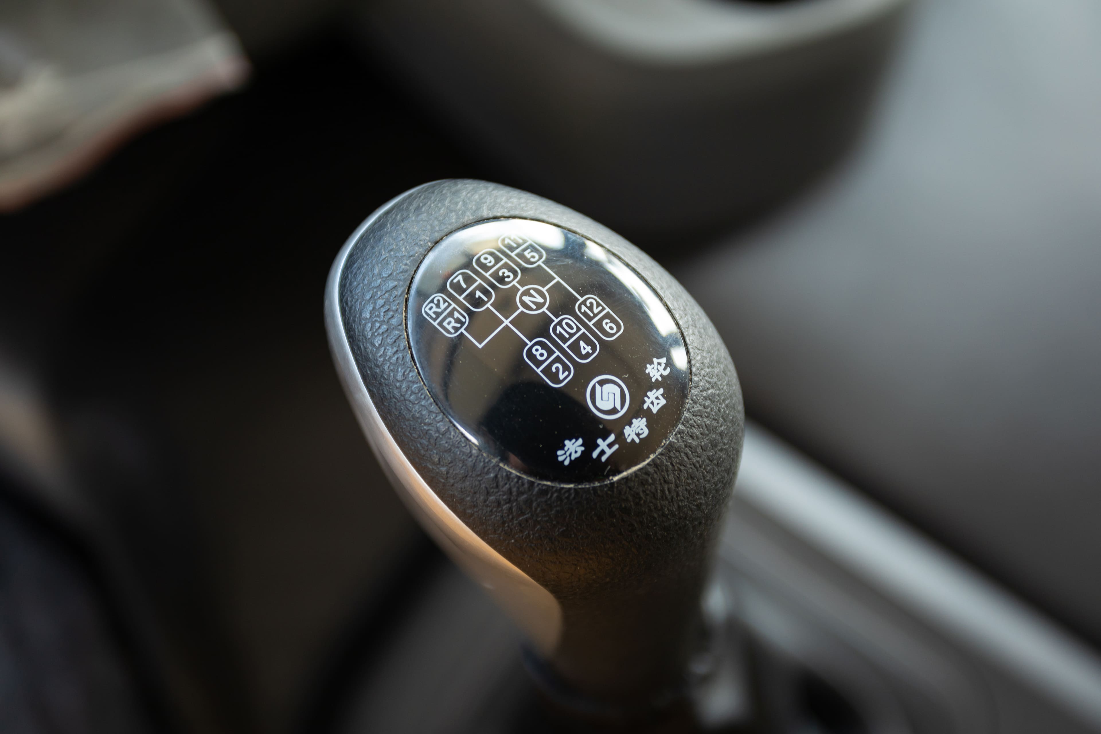 Самосвал Shacman X3000 SX331863366 (U-кузов) 8х4 в Красноярске